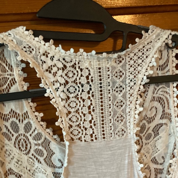 Alter d State Medium crocheted tank top - Picture 4 of 6